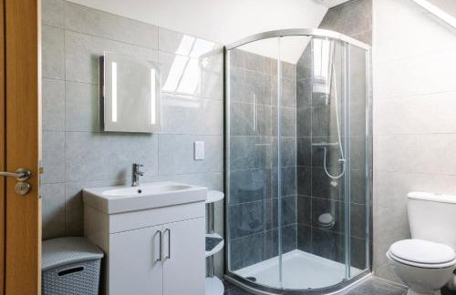 The Poppies - Photo 21