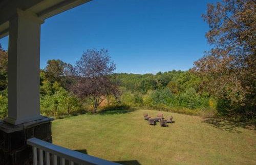 Sullivan Farm at Helton Creek - Fire Pit - Foosball - Fireplace - Photo 9