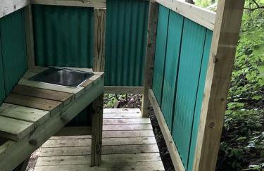 "Lovely Tiny House Rental for a Romantic Getaway in Shepherdstown, West Virginia - Foto 5