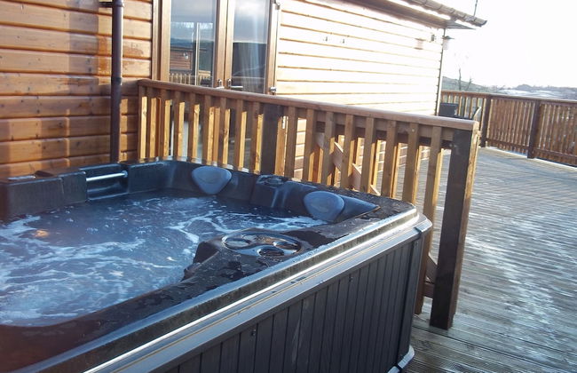 Woodpecker Lodge With Hot Tub Near Cupar, Fife - Foto 20