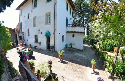 Villa in Uzzano with Private Pool & Garden - Foto 26