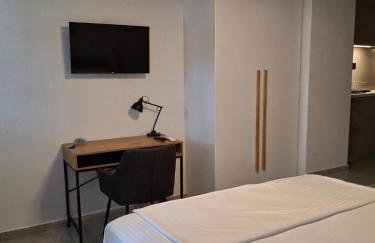 Trikeri Inn - Photo 37