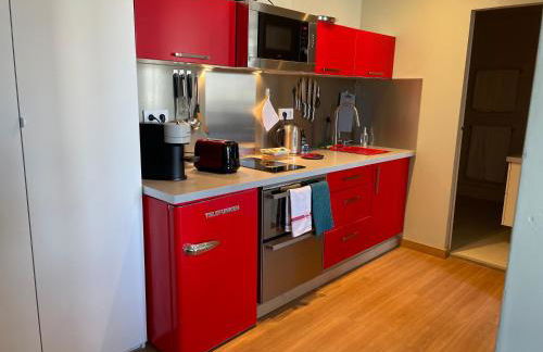 Appartement mignon calme douillet ascenseur clim étage élevé proche parking et toutes commodités au coeur du Toulon historique - Photo 23