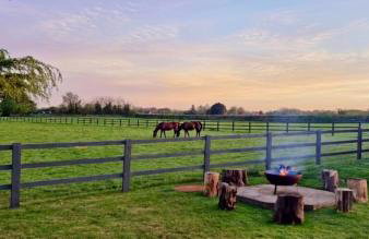 Luxury House on Private Estate with Hot tub and Play Barn - Photo 9