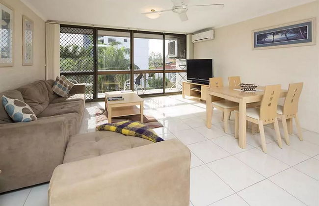 Burleigh Palms Holiday Apartments - Photo 14