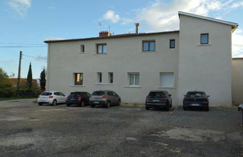 T2 rénové avec parking privé à proximité de LYON - Foto 7