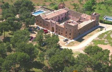 Castillo con piscina en plena Sierra Calderona - Photo 1
