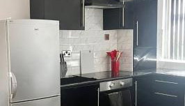 Sofi's Stay, Cosy 3 bed house, 5 mins Walk to Leeds City Centre - Foto 5, stove, toaster