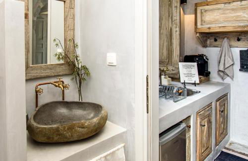 Pavlaina Complex of Traditional Residences in Nisyros. Enjoy the garden and the Sea View - Foto 34