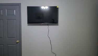 The E-Town Retreat 2BR townhouse close to Downtown - Photo 4