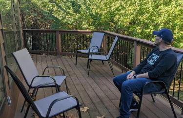 Walk to K-State, Sleeps 12, Pool Table, Hot Tub - Foto 39