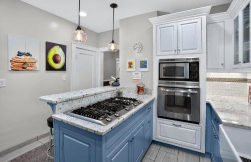 The Cherry St House|Dog Friendly |Sleeps 10 |Near MSU - Foto 8
