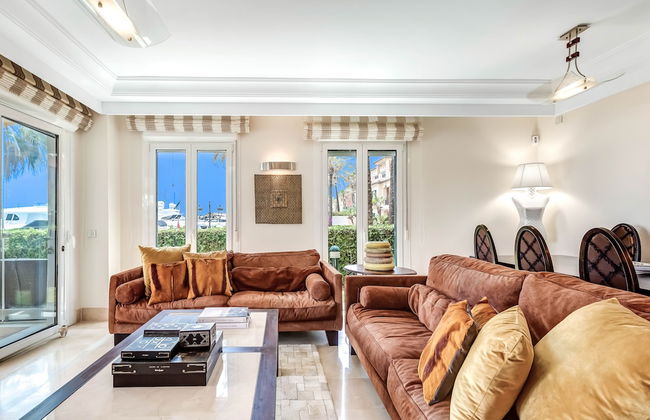 YOLO Spaces – Sotogrande Marina Boutique Apartment - Foto 17