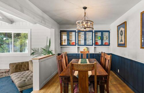 6 BR 4BA Redwood Retreat w Pool - Foto 7