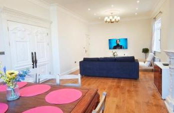 Marigold Villa - Photo 1