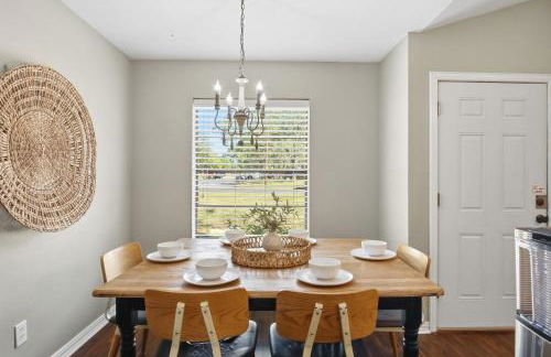 Howdy Hang Out - Cozy, Cute and Comfortable House! home - Foto 12