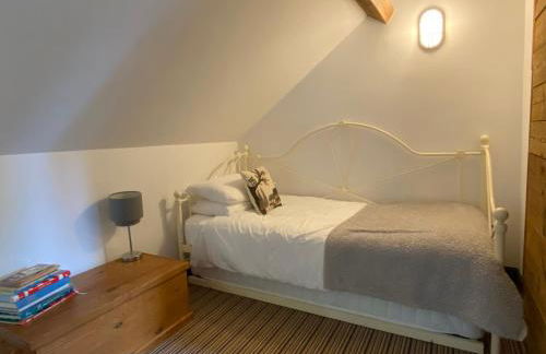 Betsey Trotwood. Historic stylish 2-bed cottage. - Foto 25