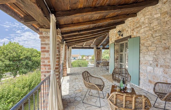 Villa Amyra With Pool - Foto 17