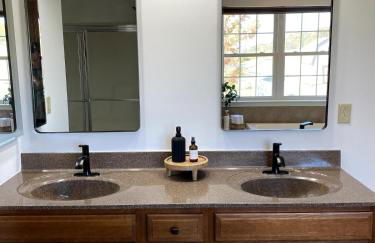 11-Acre Retreat I Firepit, Pickleball and Nature - Foto 48