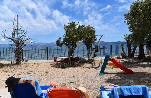 Beachfront Villa Samantha's Paradise - Photo 3