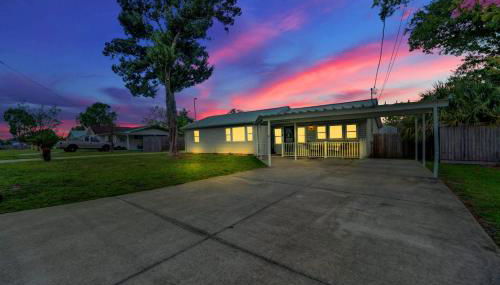 Luxury Bathroom Home with Game Room 25 Mins to PCB - Foto 5