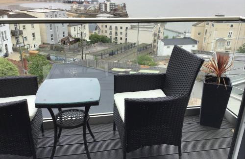 Modern Apartment with Stunning Sea View - Foto 16