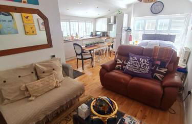 Stylish Open Plan Guest House 400sq ft Rutland - Photo 20