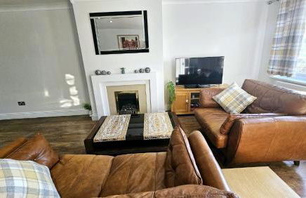 Cosy and spacious Home -Free parking, Free WiFi- sleeps 5 by FINNA Properties Ltd - Foto 22