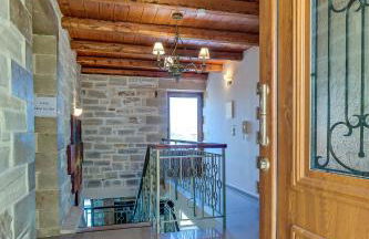 Hectoras Villa in Plaka BY APOKORONAS-VILLAS - Photo 23