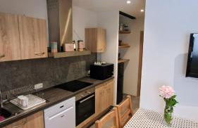 La loge - EN PLEIN COEUR DU VILLAGE - Foto 4