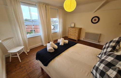 The Shrubbery-Superb Modern home-6 beds-sleeps 11 - Foto 9