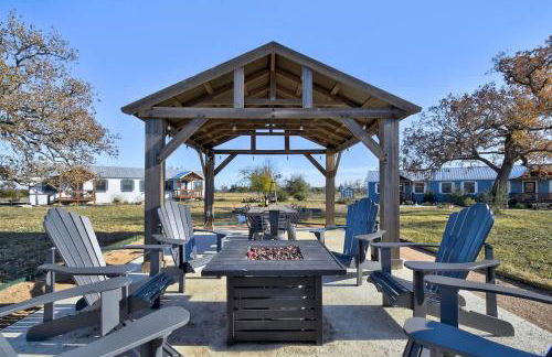 Wine Country Cottage With Scenic Hill Country Views - Photo 4