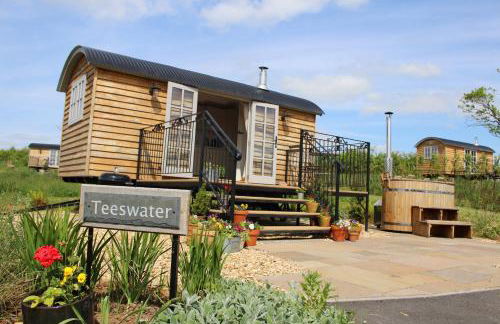 Fair Farm Hideaway - Photo 1