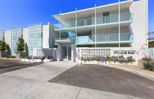 Modern Designer Studio with Pool - Foto 1