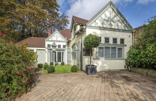 Beautiful Secluded 2 Bedroom Coach House - Foto 28