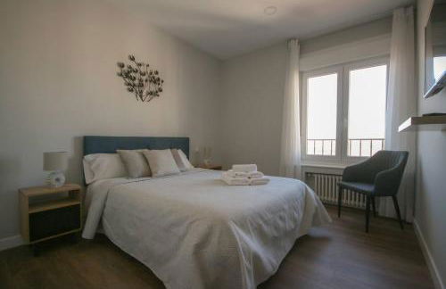Apartamento con Terraza al Palacio Real - Foto 13