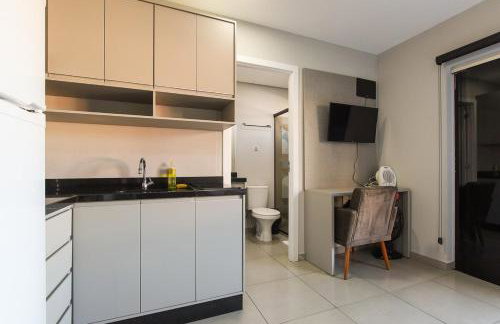 Lou Suítes - 8 - com sacada e vista da cidade - Foto 22