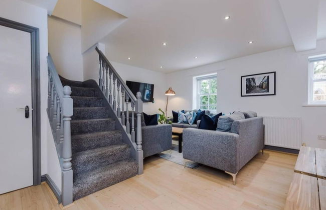 Host Apartments The Roscoe Coach House - Foto 10