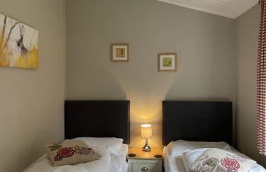 Norton Lodge 29 - Photo 7