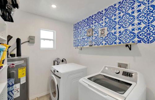 Family Pool 4BR 9-Bed Home Game Room & Firepit - Foto 13