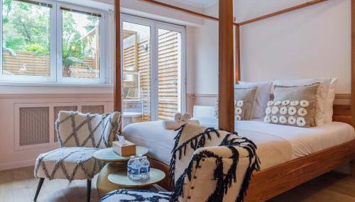 Rose & Garden - Eiffel Tower - Foto 2