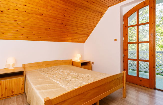 4 bedroom House in Siófok with garden and terrace - Photo 5