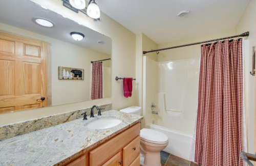 Wisconsin Vacation Rental with Fire Pit on Long Lake - Foto 14