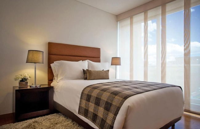 93 Luxury Suites & Residences - Photo 32