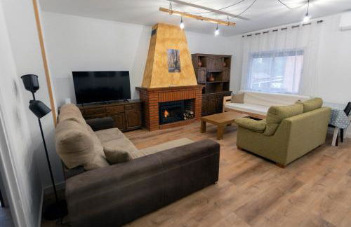 El Salón de Arriba - Foto 23