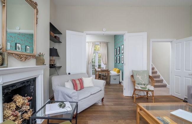 JOIVY Bright Flat for 6, Near Victoria and Warwick sq - Photo 32