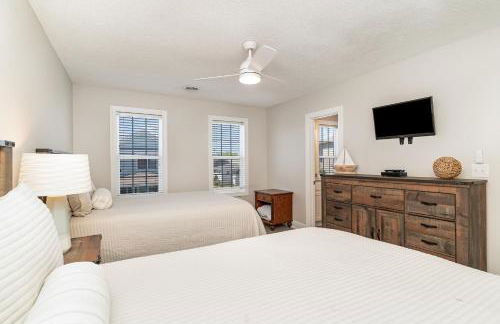 311B - True Beachfront w/ Private Walkway and Pool - Foto 19