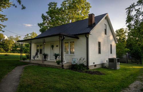 Charming Country Farmhouse Near Natural Bridge - Foto 7