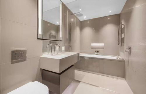 Modern Flat a few steps from the Iconic Tower Bridge - Photo 8