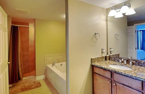 Opus 501 by Distinctive Beach Rentals - Photo 23